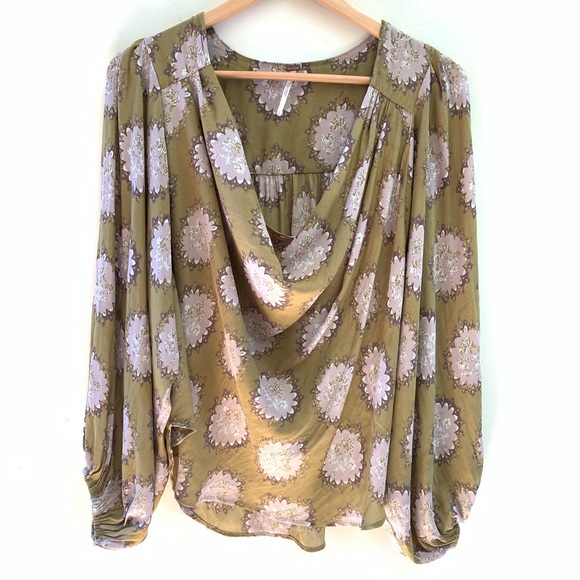 Free People Cowling Around Floral Printed Blouse - Picture 3 of 7